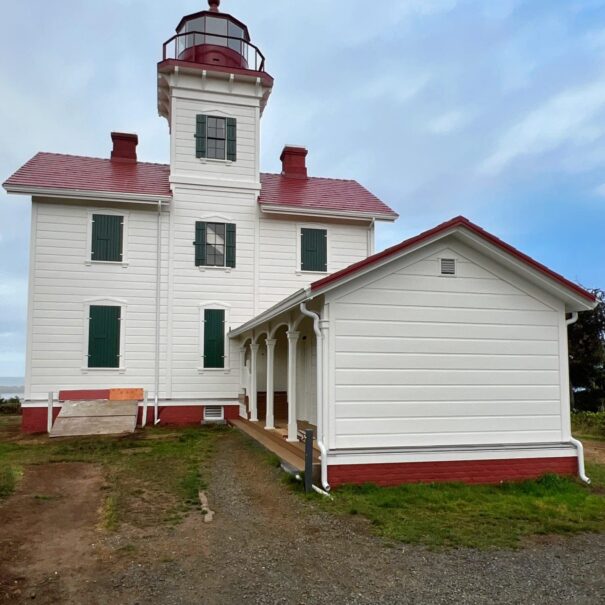 Yaquina_Exterior_9